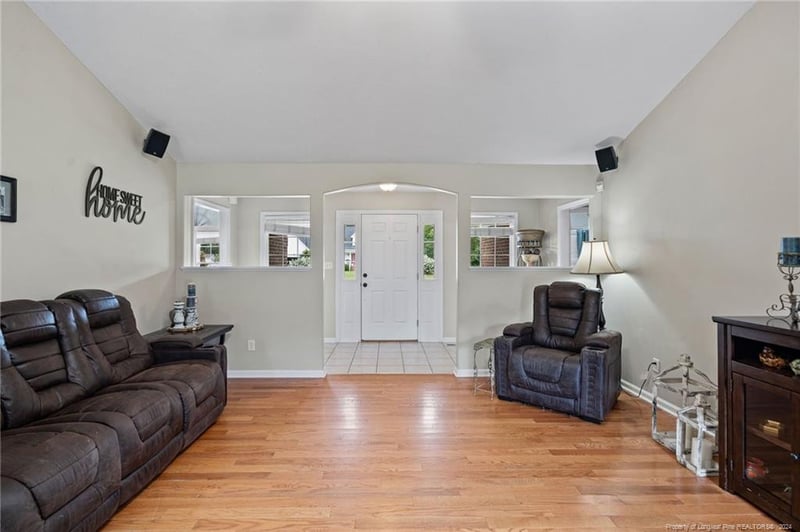 1336 Steeple Run Dr, Fayetteville, NC 28312