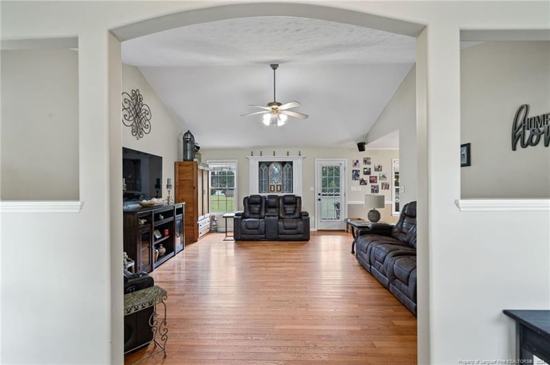 1336 Steeple Run Dr, Fayetteville, NC 28312