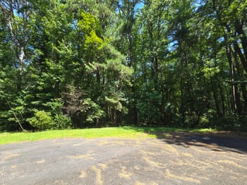 1337 Carroll Heights Rd, Zebulon, NC 27597