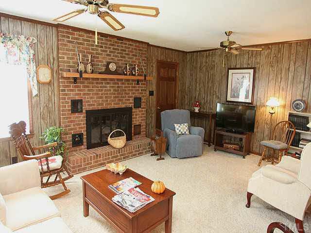 1337 Cole Mill Rd, Durham, NC 27705