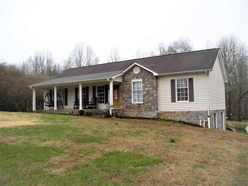 1337 Robertson Rd, Roxboro, NC 27574