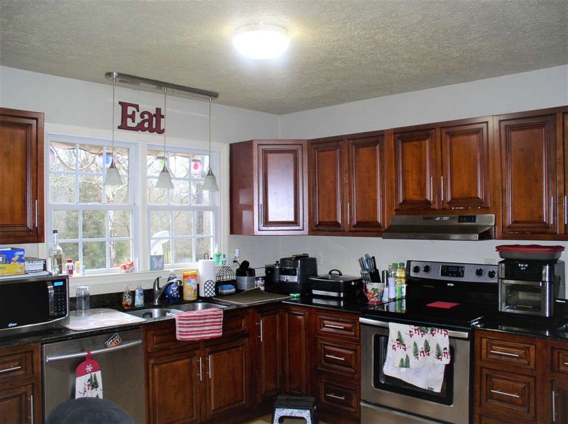 1337 Robertson Rd, Roxboro, NC 27574