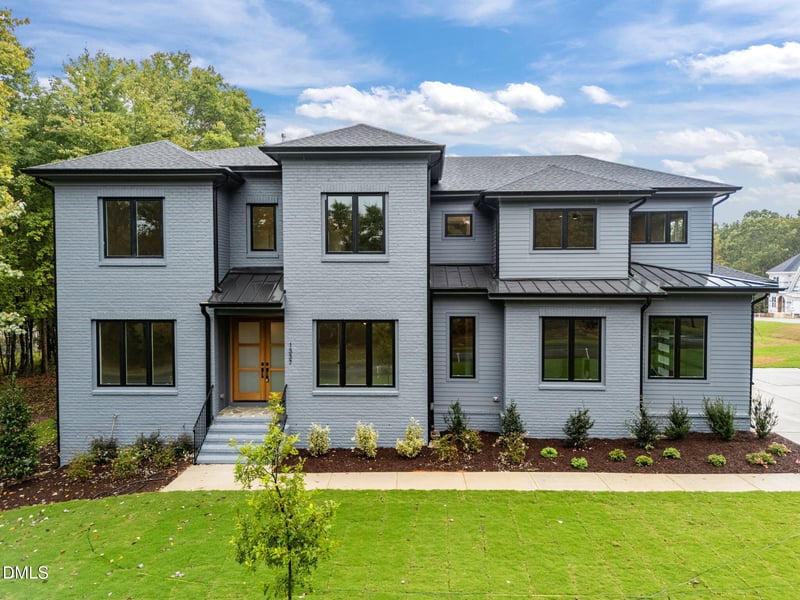 1337 Sanctuary Pond Dr, Raleigh, NC 27603