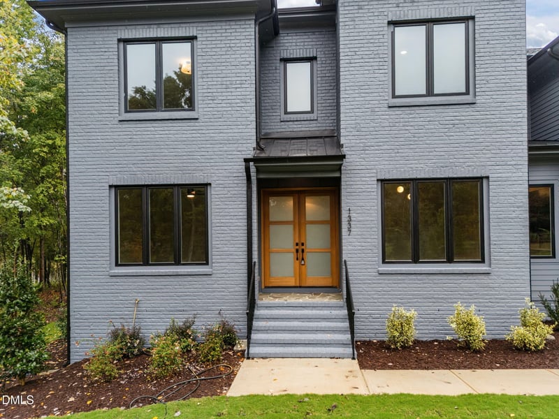 1337 Sanctuary Pond Dr, Raleigh, NC 27603