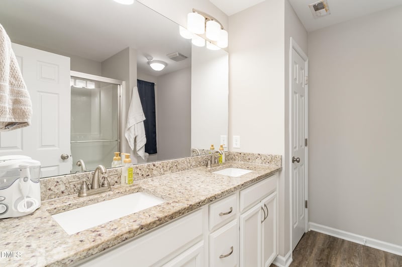 1337 Taylor Dr, Fayetteville, NC 28301