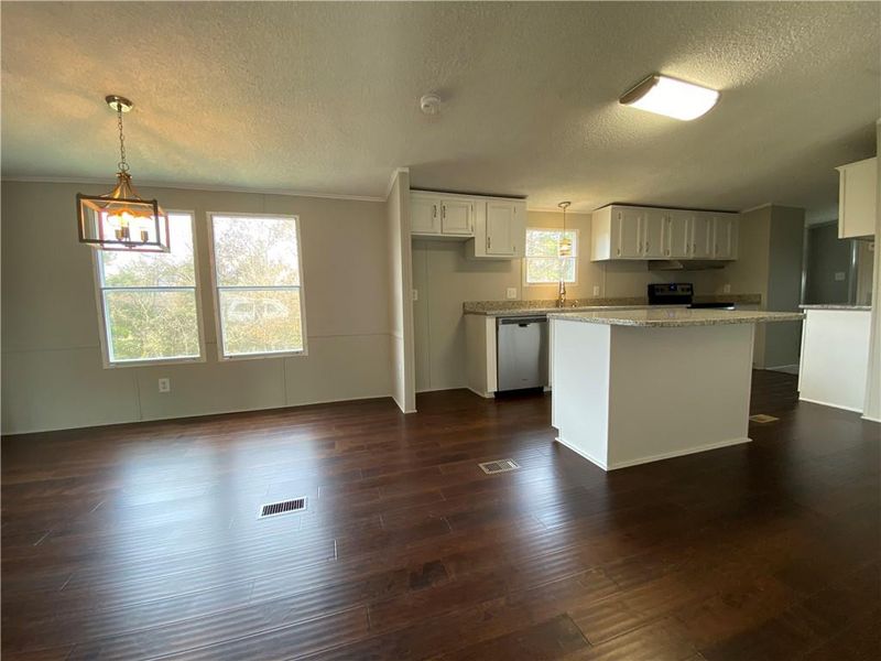 1339 Eldorado St, Burlington, NC 27217