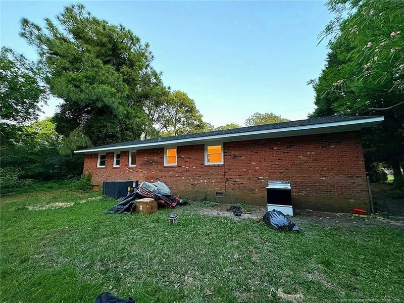 1339 Hibiscus Rd, Fayetteville, NC 28311