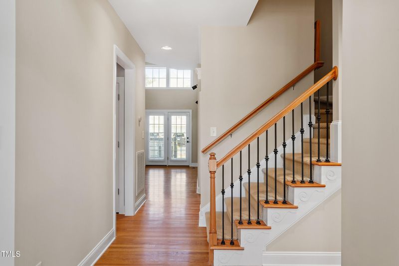 134 Barclay Valley Dr, Cary, NC 27519