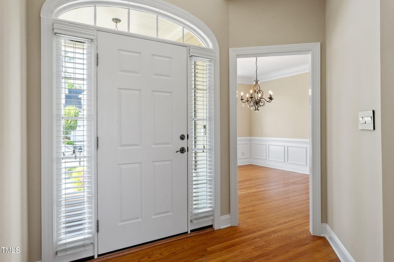 134 Barclay Valley Dr, Cary, NC 27519