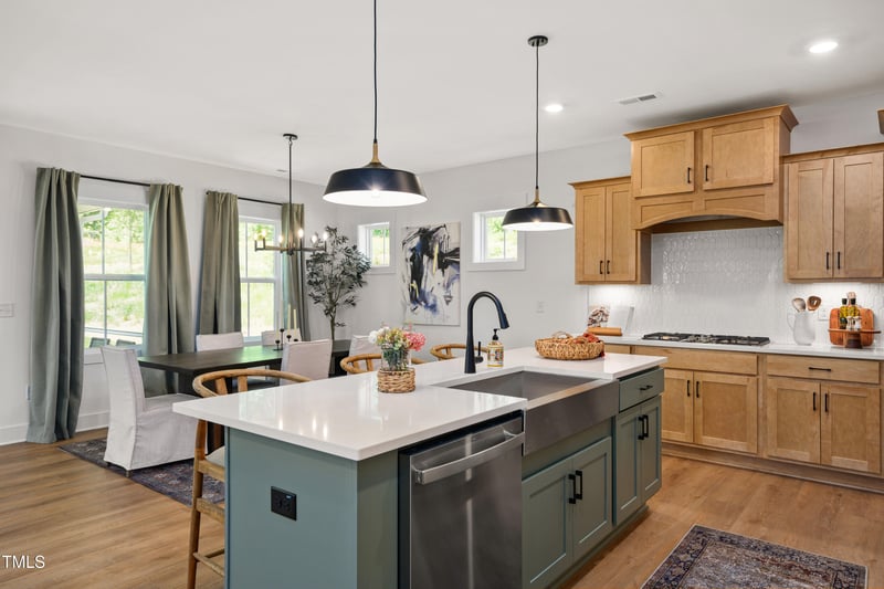 134 Beacon Dr, Pittsboro, NC 27312