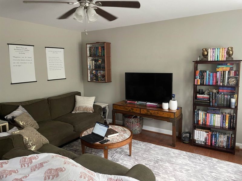 134 Callan Park Ln, Cary, NC 27511
