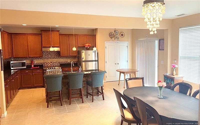 134 Chownings Dr, Sanford, NC 27330