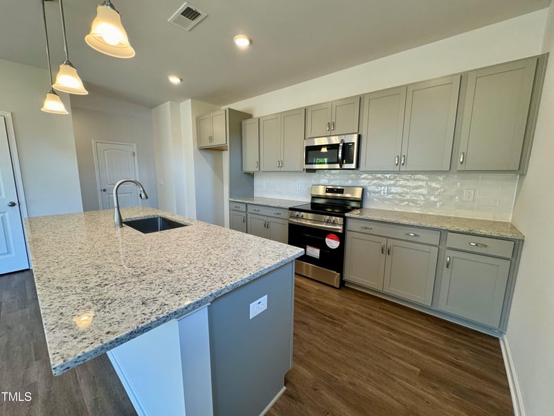 134 Commons Cir #232, Clayton, NC 27520