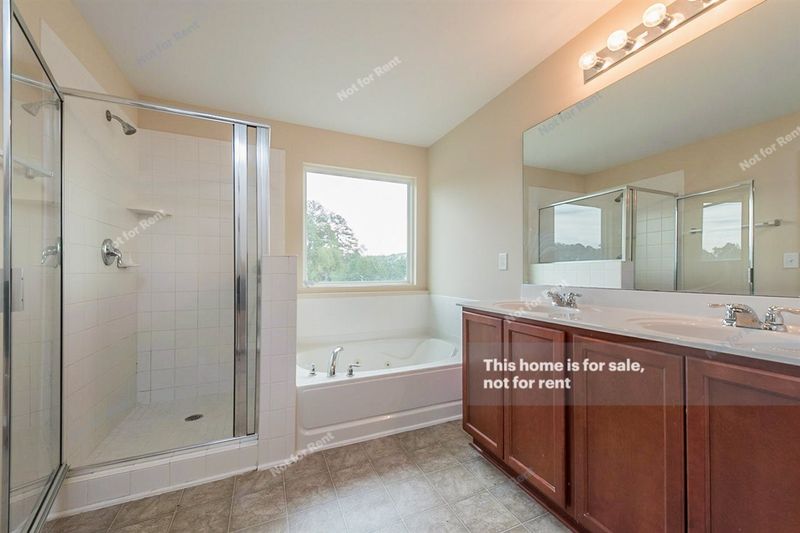 134 Daneborg Rd, Durham, NC 27703
