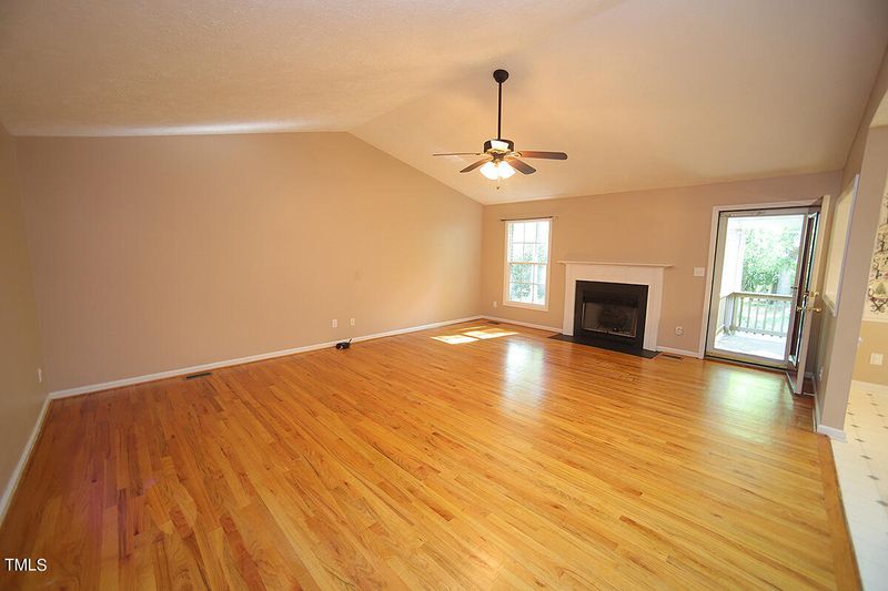 134 Deer Run Ct, Angier, NC 27501