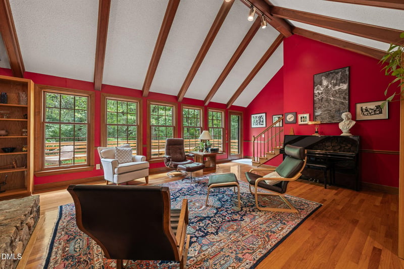 134 Hunters Ridge Rd, Chapel Hill, NC 27517