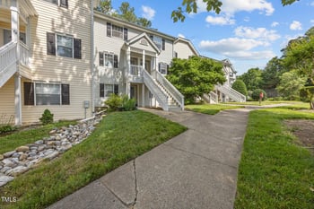 134 Kingsbury Dr, Chapel Hill, NC 27514