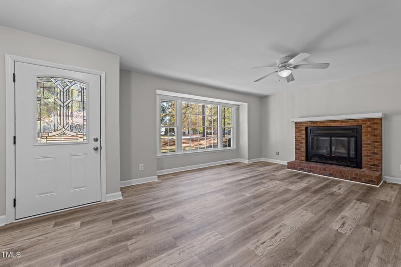 134 Lake Pine Dr, Cary, NC 27511