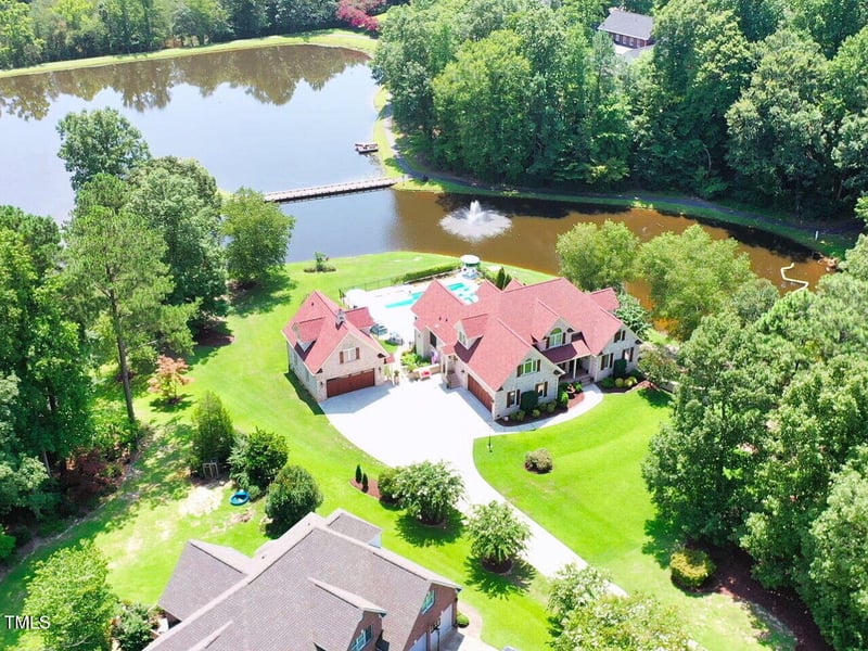 134 Lake Point Dr, Clayton, NC 27527