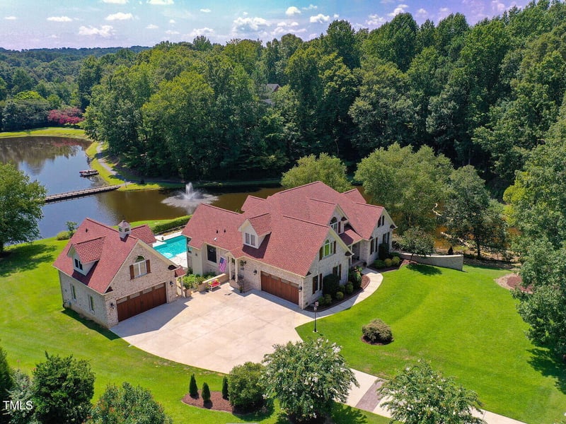 134 Lake Point Dr, Clayton, NC 27527
