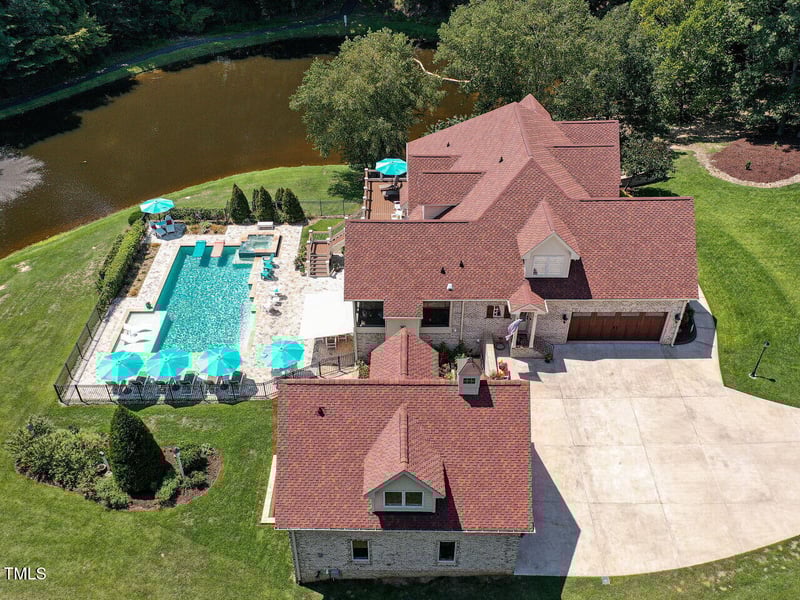 134 Lake Point Dr, Clayton, NC 27527