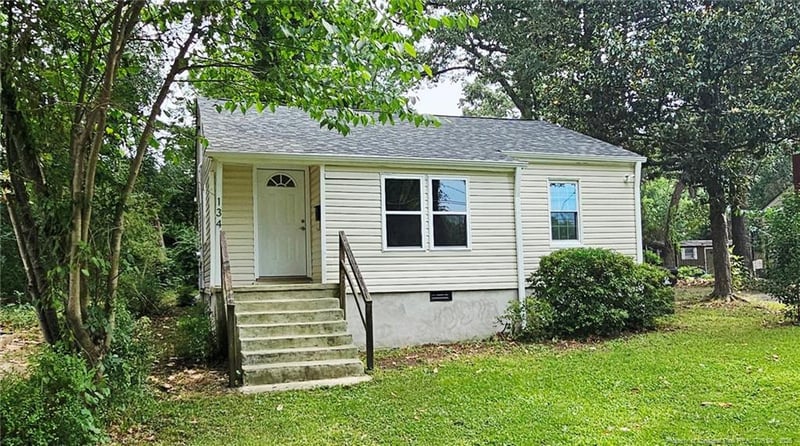 134 Mcgill St, Sanford, NC 27330