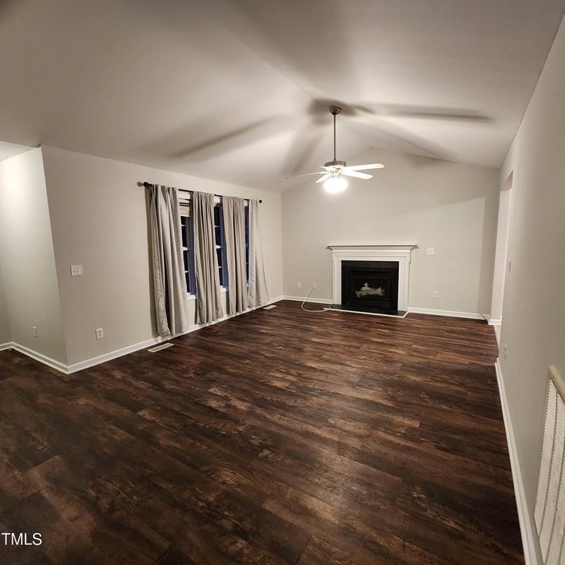 134 Oak Ave, Wake Forest, NC 27587