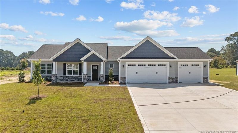 134 Oleander Ln, Sanford, NC 27332