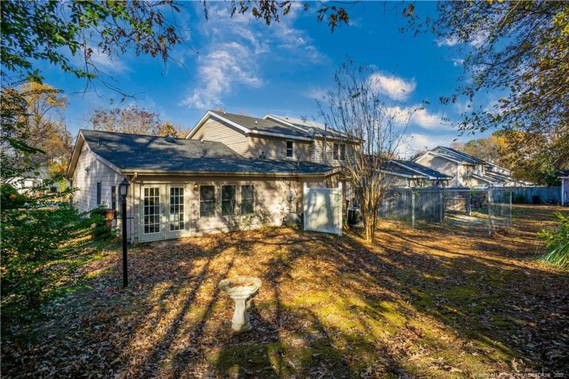 134 Rollingwood Dr, Dunn, NC 28334