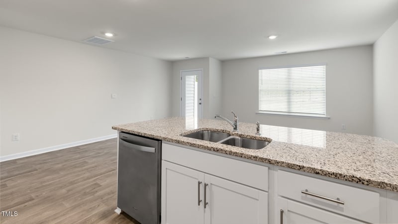 134 Rusling Leaf Dr, Fuquay Varina, NC 27526