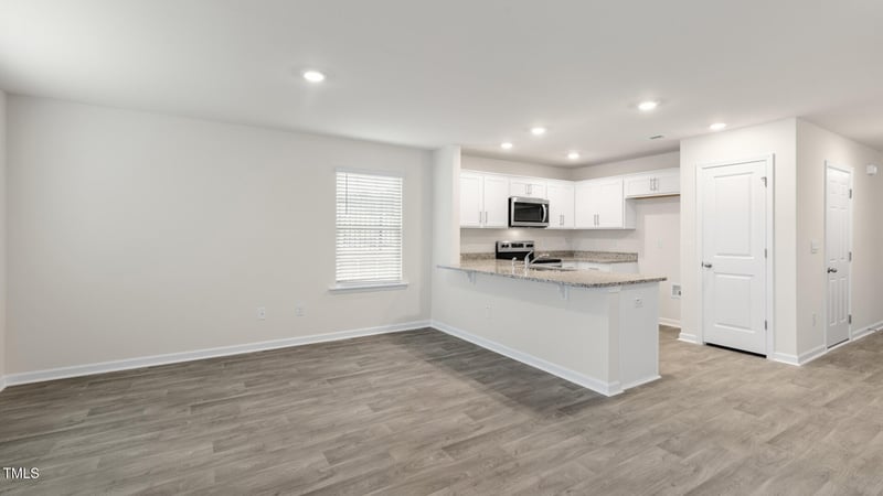 134 Rusling Leaf Dr, Fuquay Varina, NC 27526