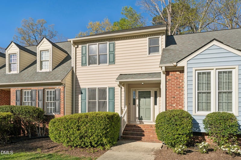 134 Sanair Ct, Apex, NC 27502