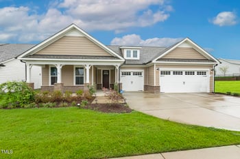 134 Secretariat Dr, Clayton, NC 27520
