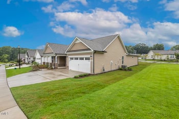 134 Secretariat Dr, Clayton, NC 27520