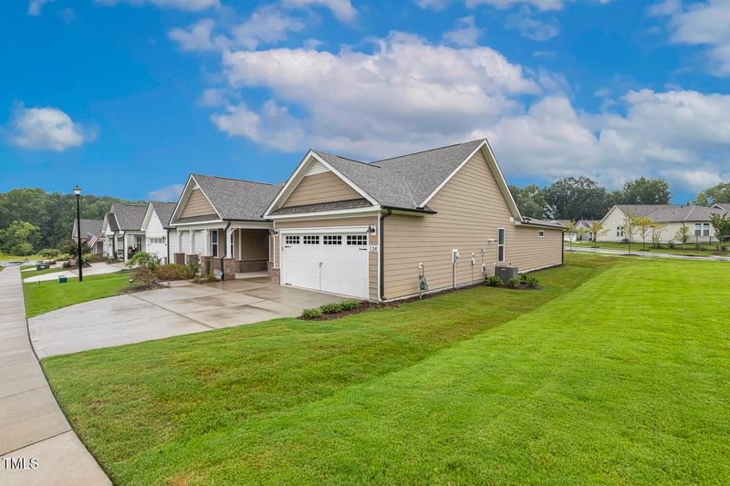 134 Secretariat Dr, Clayton, NC 27520