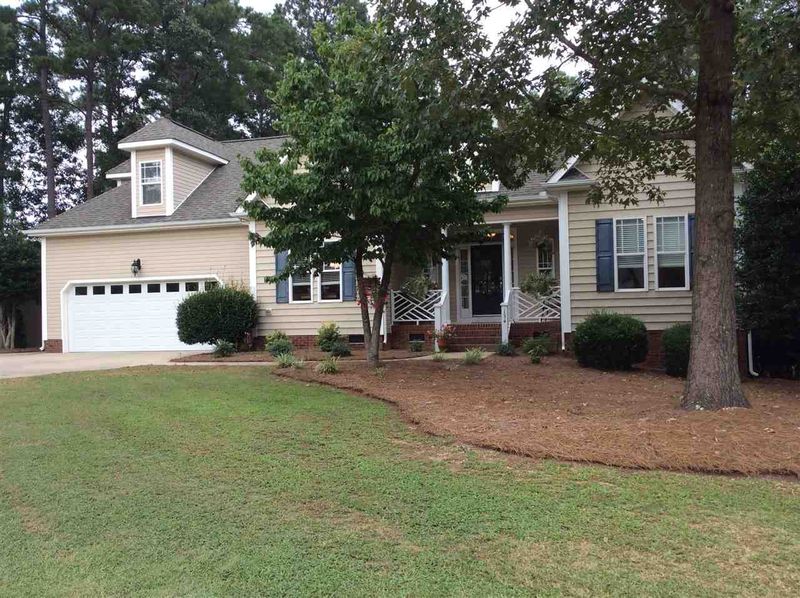 134 Supreme Dr, Lillington, NC 27546