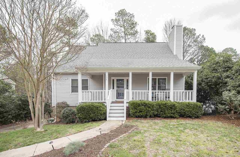 134 Trafalgar Ln, Cary, NC 27513