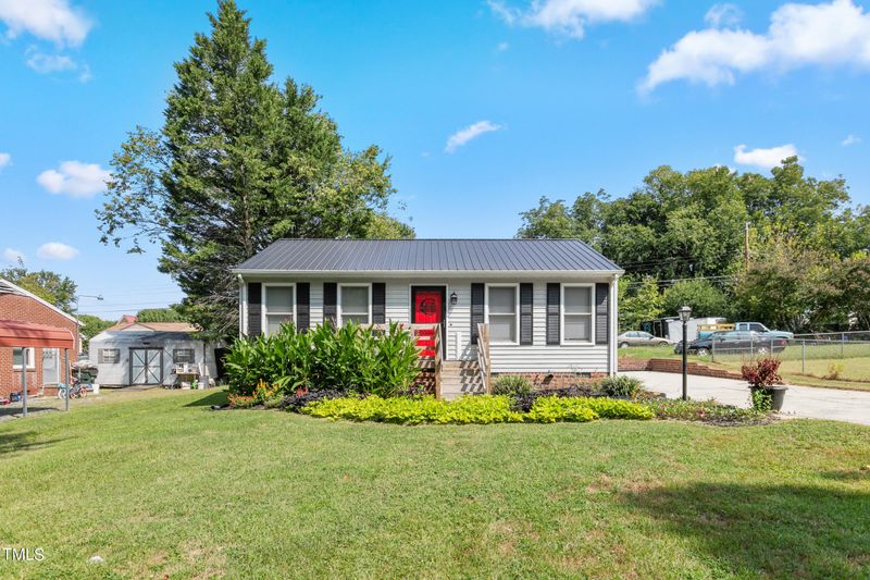 1340 Cloverdale St, Burlington, NC 27217