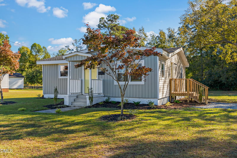 1340 George Perry Lee Rd, Dunn, NC 28334