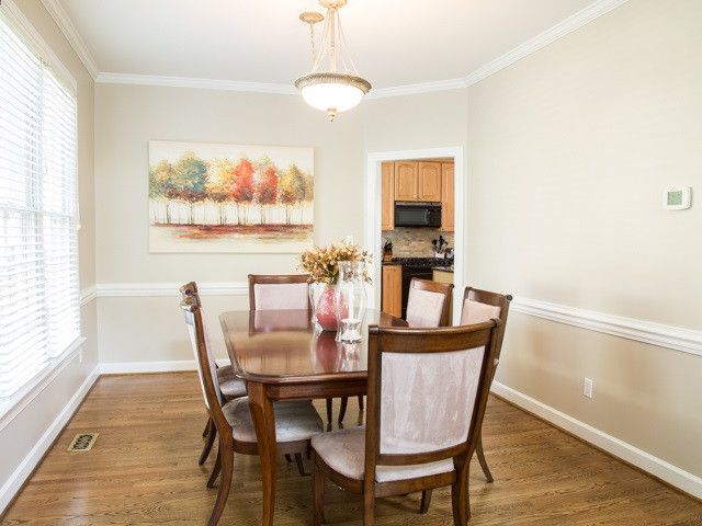 1341 Daventry Ct, Chapel Hill, NC 27517