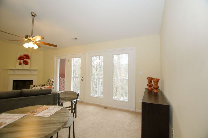 1341 Park Glen Dr #302, Raleigh, NC 27610