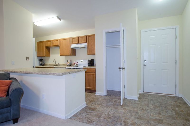 1341 Park Glen Dr #302, Raleigh, NC 27610