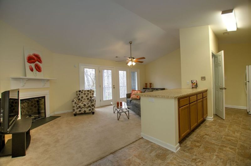 1341 Park Glen Dr #302, Raleigh, NC 27610