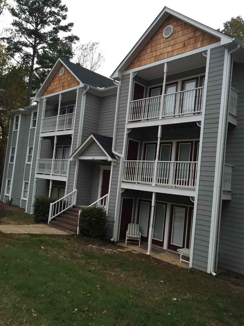 1341 Park Glen Dr #303, Raleigh, NC 27610
