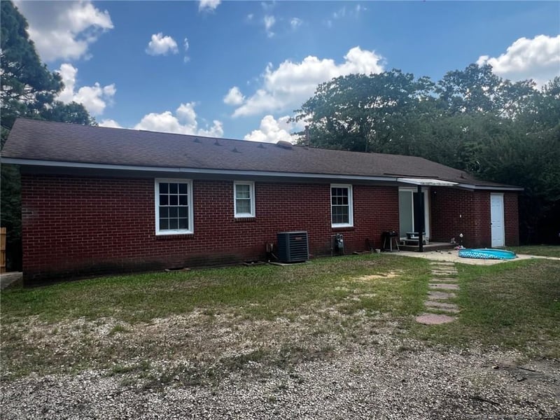 1342 Devonshire Dr, Fayetteville, NC 28304