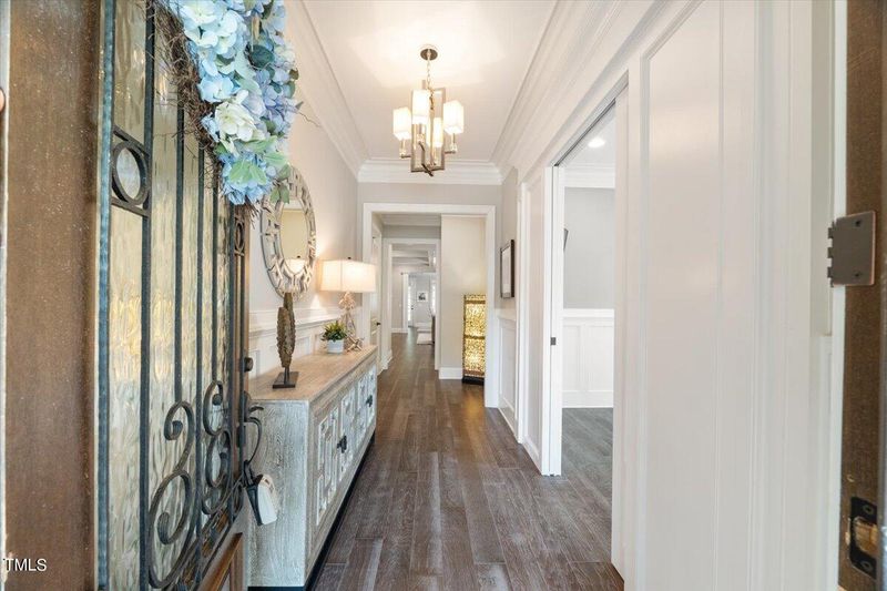 1342 Queensferry Rd, Cary, NC 27511