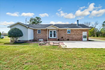 1343 Nc Hwy 27, Benson, NC 27504