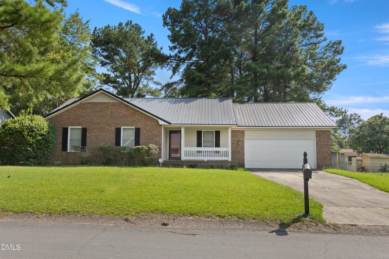1345 Butterwood Cir, Fayetteville, NC 28314