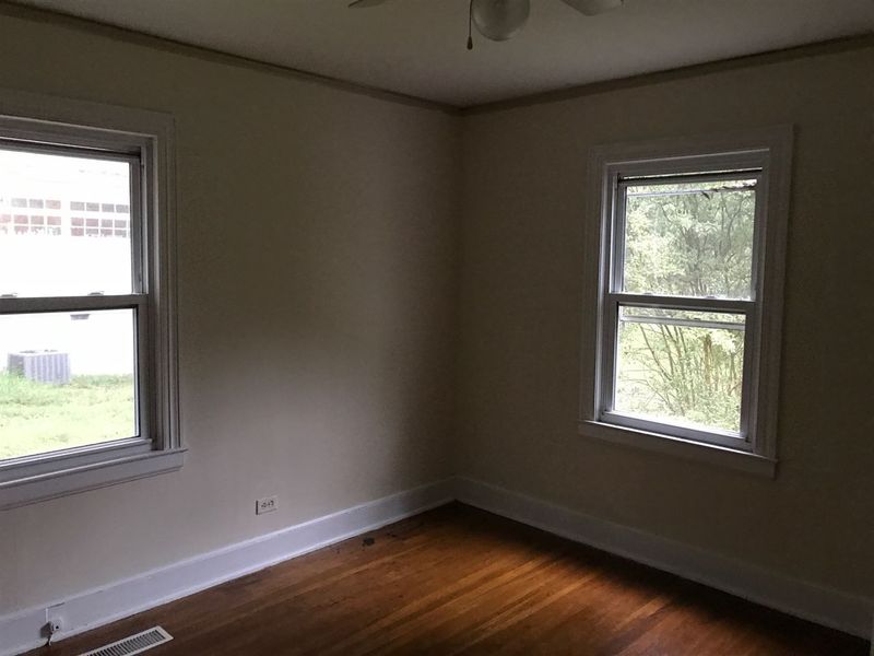 1345 Ellis Rd, Durham, NC 27703