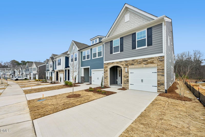 1345 Hammond Dr, Mebane, NC 27302